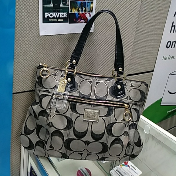 Coach Handbags - Coach bag